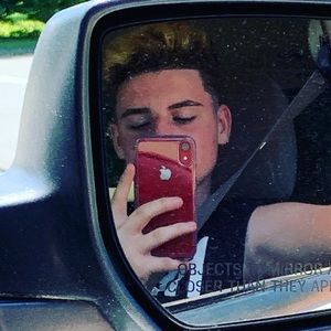 Meet your Posher, Nicholas